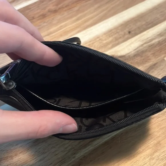 Calvin Klein Handbag - Picture 6 of 8